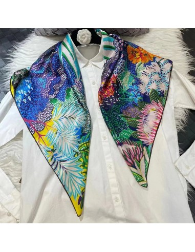 Foulard Carré Soie Femme Multicolore à motifs BERTILLE Les êtres humains sont 